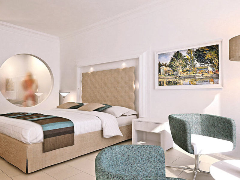 Cypria Maris Beach & Spa Hotel