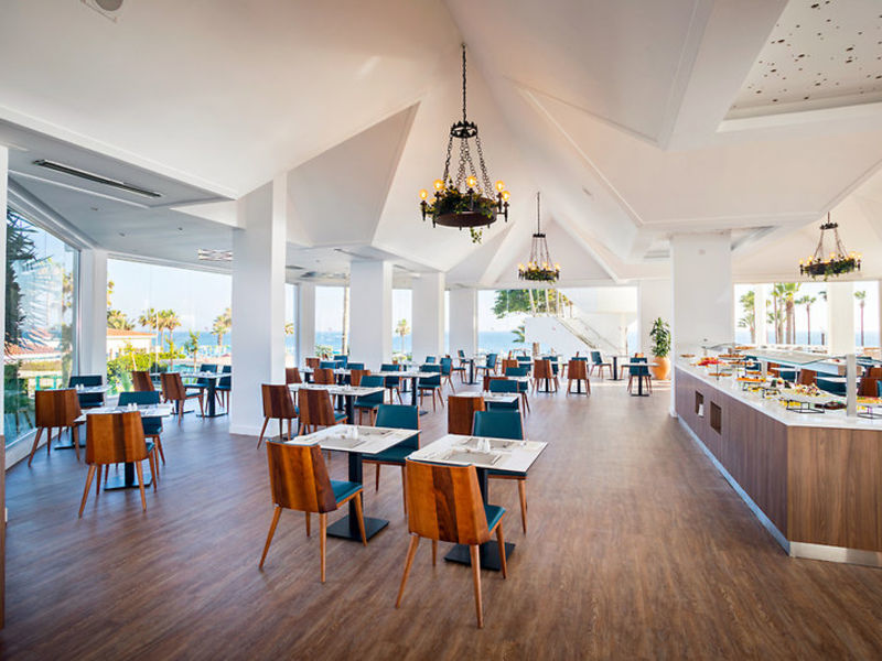 Cypria Maris Beach & Spa Hotel