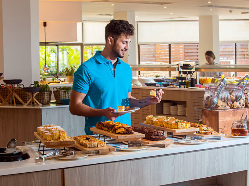 Cypria Maris Beach & Spa Hotel