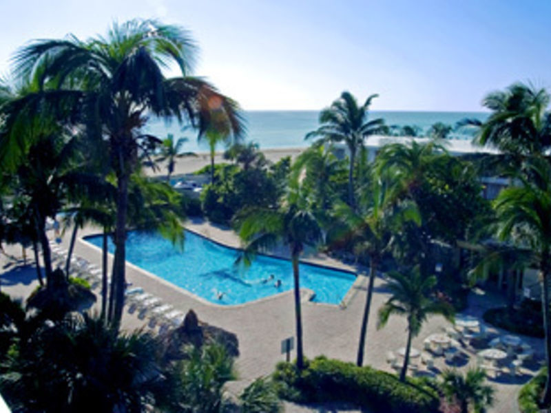 Days Hotel Thunderbird Beach