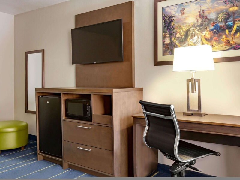 Days Inn By Wyndham Anaheim Disneyland