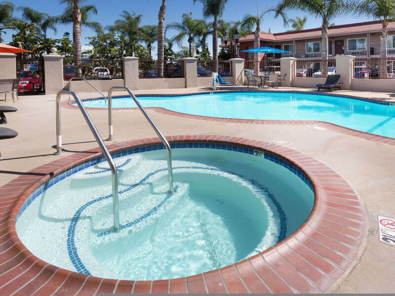 Days Inn By Wyndham Anaheim Disneyland