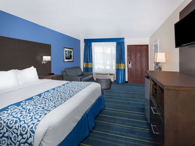 Days Inn By Wyndham Anaheim Disneyland