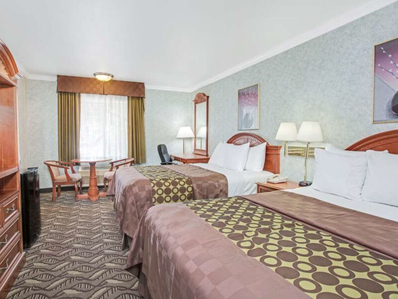 Days Inn By Wyndham Los Angeles Lax Manhattan Beac