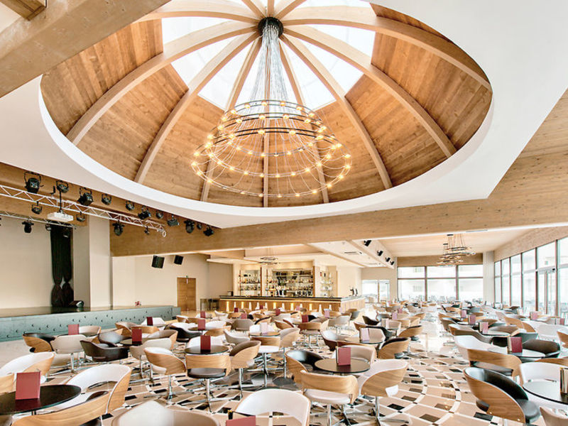 db San Antonio Hotel + Spa