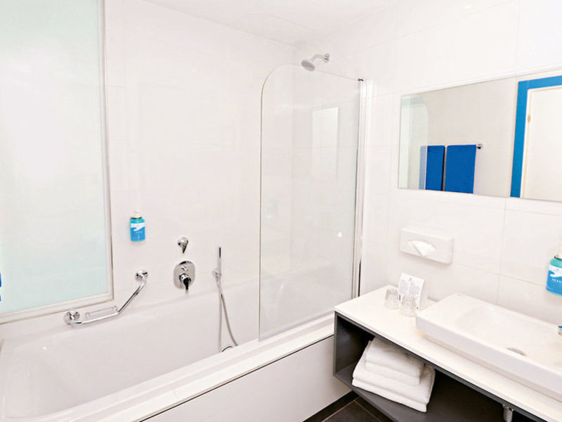 db Seabank Resort + Spa