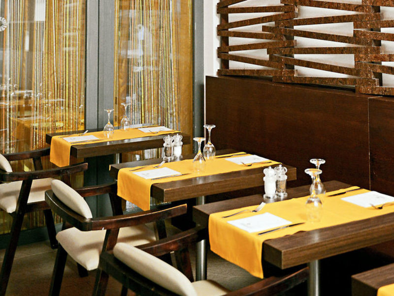 db Seabank Resort + Spa