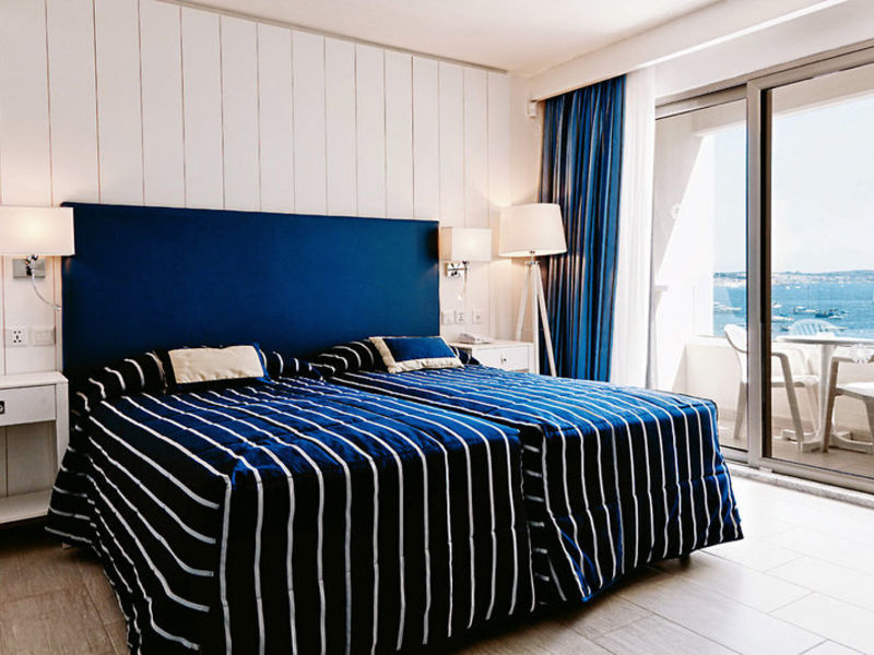 db Seabank Resort + Spa