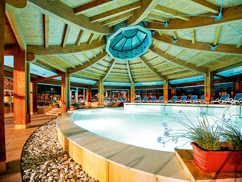 db Seabank Resort + Spa
