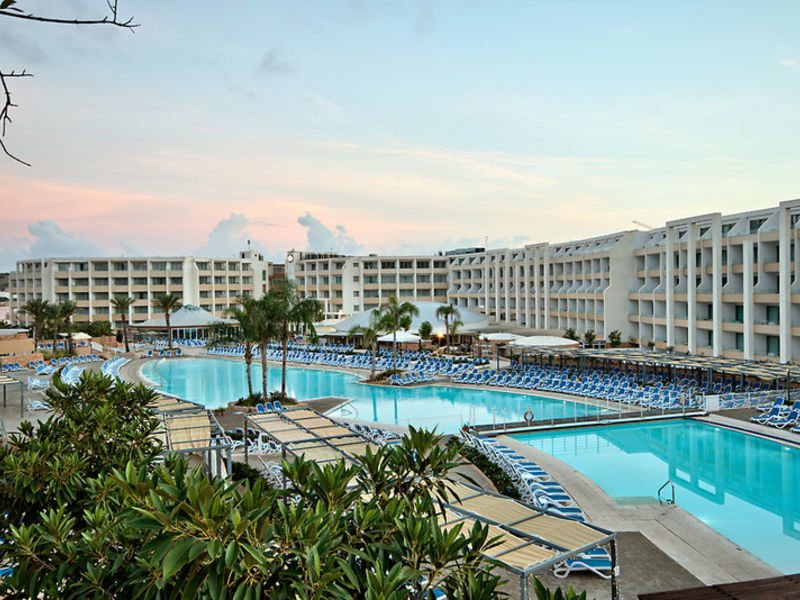 db Seabank Resort + Spa