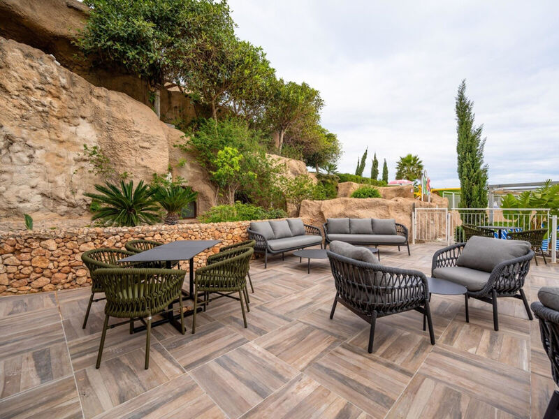 Db Seabank Resort + Spa