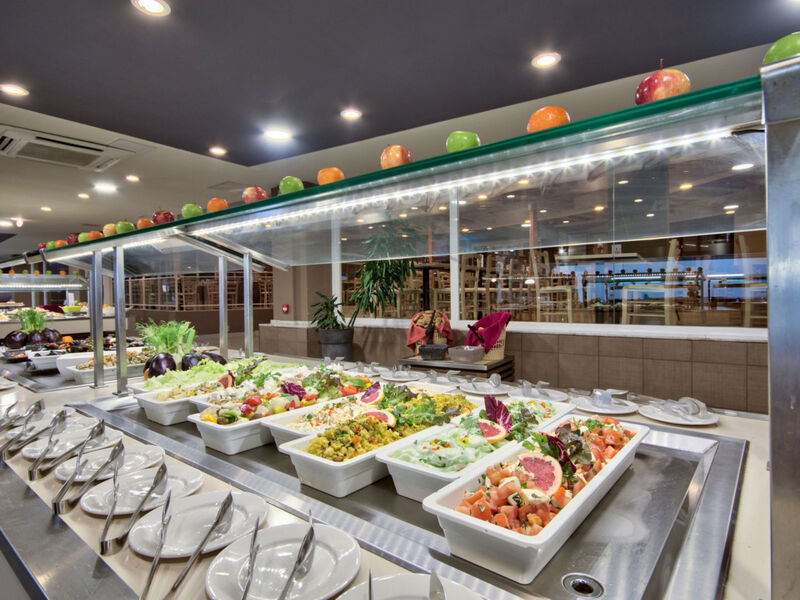 Db Seabank Resort + Spa