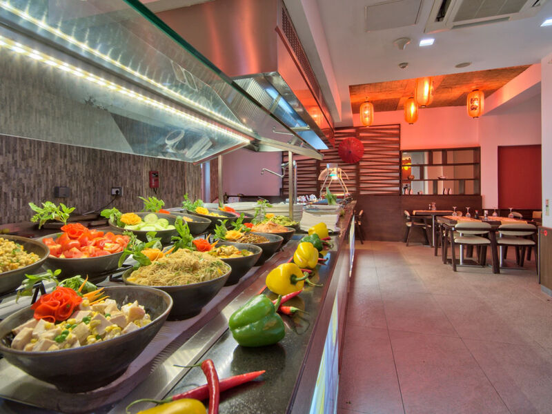 Db Seabank Resort + Spa