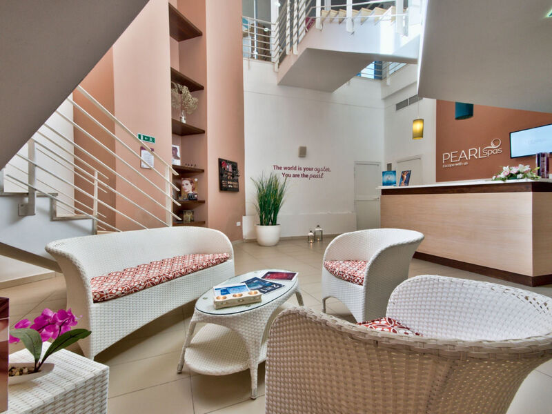 Db Seabank Resort + Spa