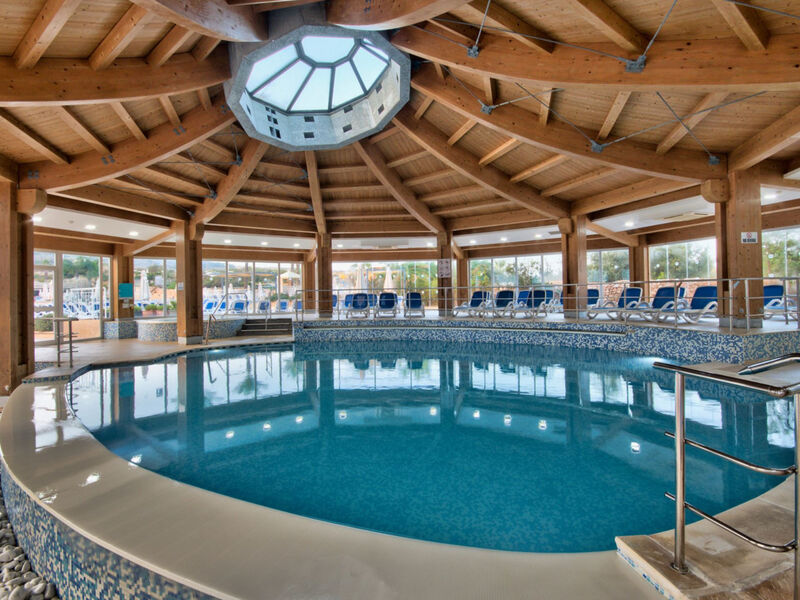 Db Seabank Resort + Spa