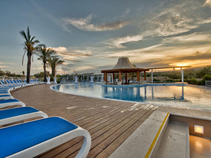 Db Seabank Resort + Spa