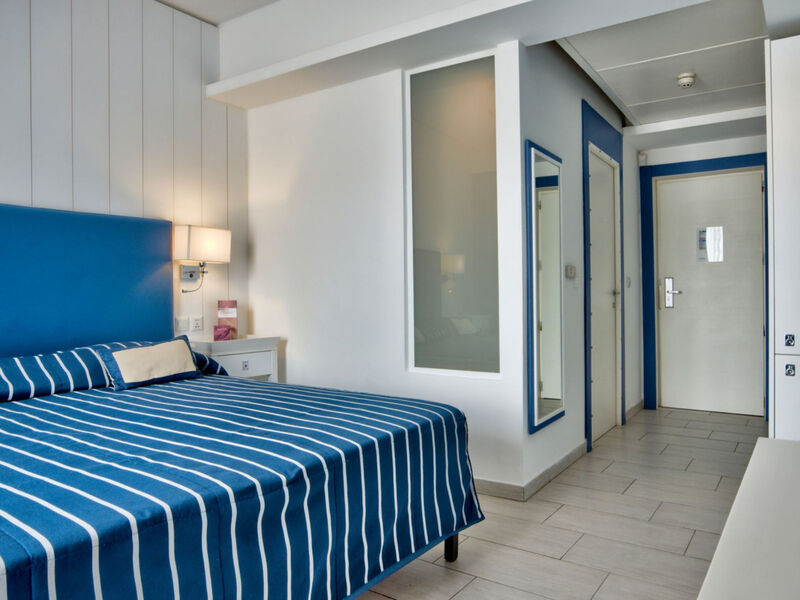 Db Seabank Resort + Spa