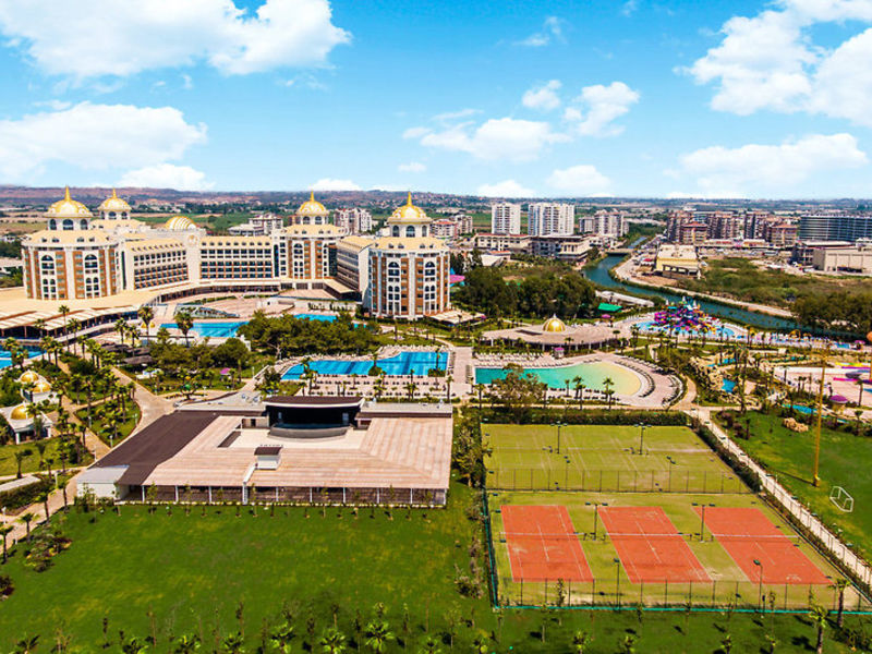 Delphin BE Grand Resort