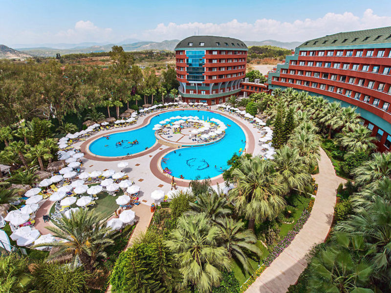 Delphin Deluxe Resort