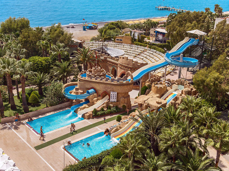 Delphin Deluxe Resort
