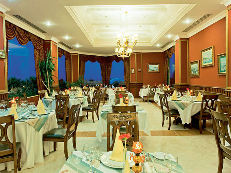 Delphin Deluxe Resort