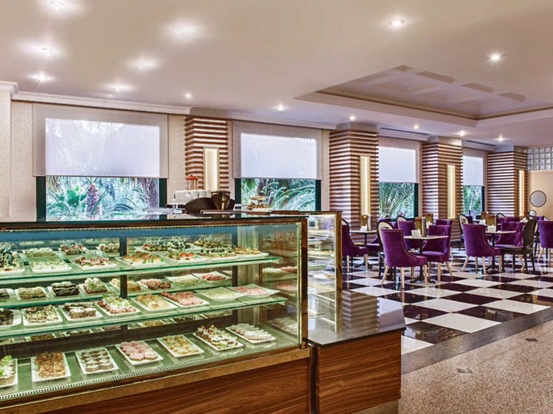 Delphin Deluxe Resort