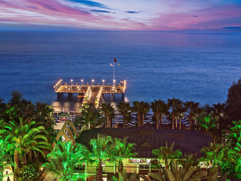 Delphin Deluxe Resort