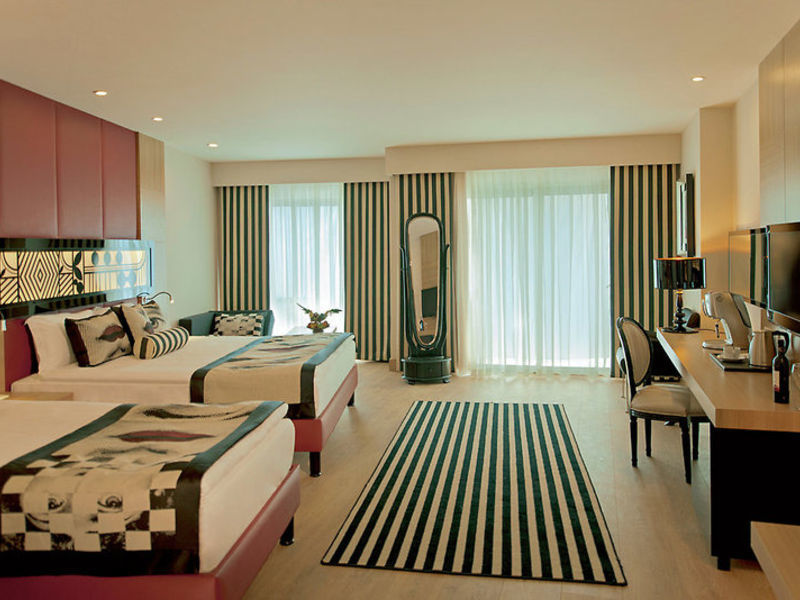 Delphin Imperial
