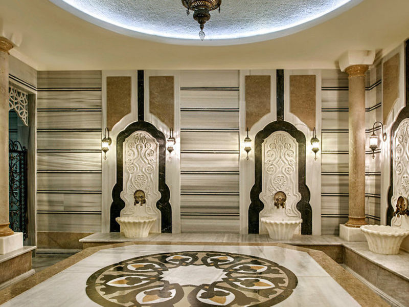 Delphin Imperial