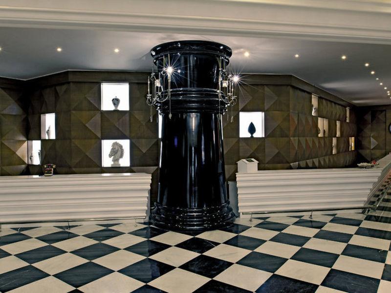 Delphin Imperial