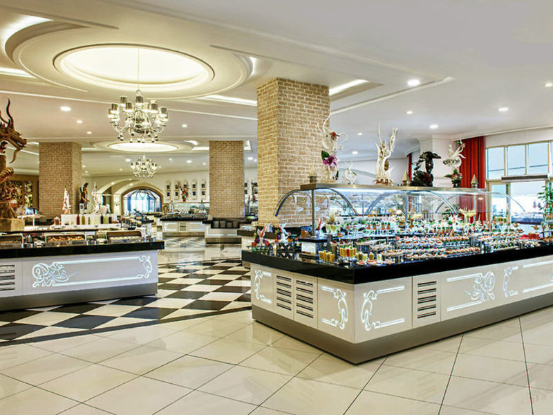 Delphin Imperial