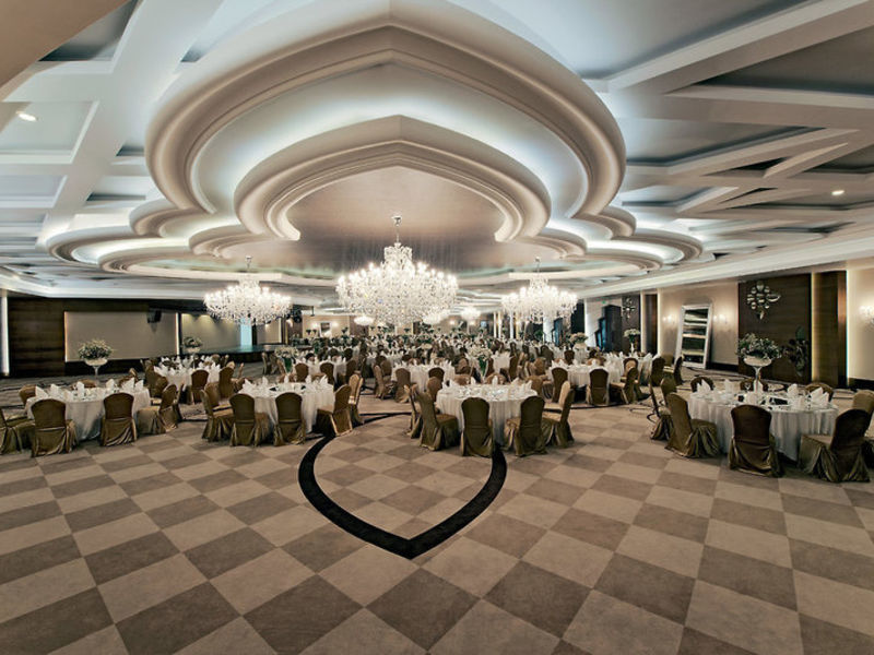 Delphin Imperial