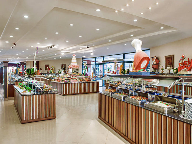 Delphin Palace Hotel