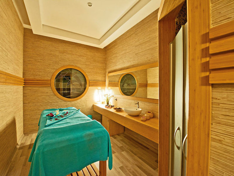Delta Beach Resort