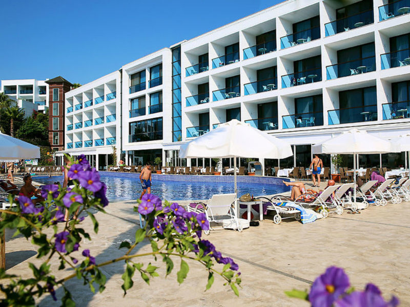 Delta Beach Resort