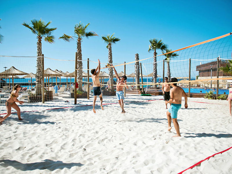 Delta Beach Resort