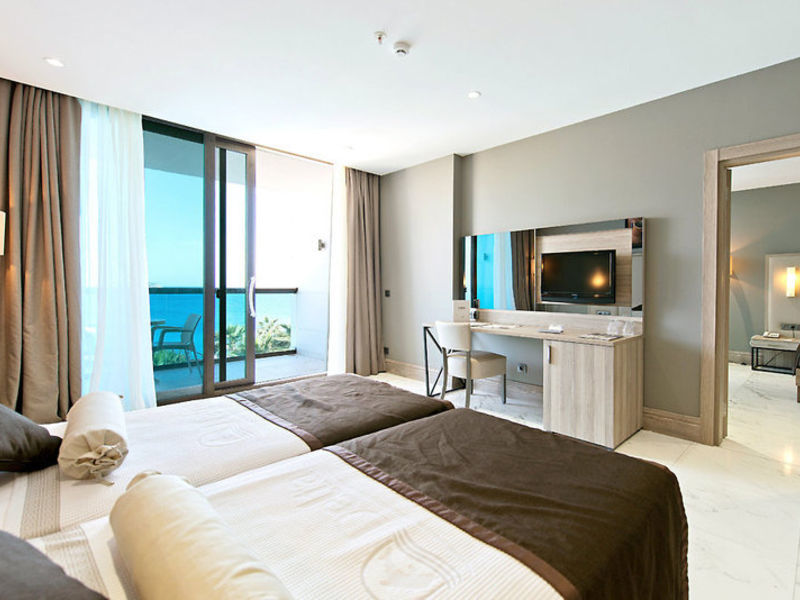 Delta Beach Resort