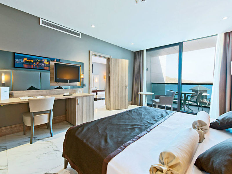 Delta Beach Resort