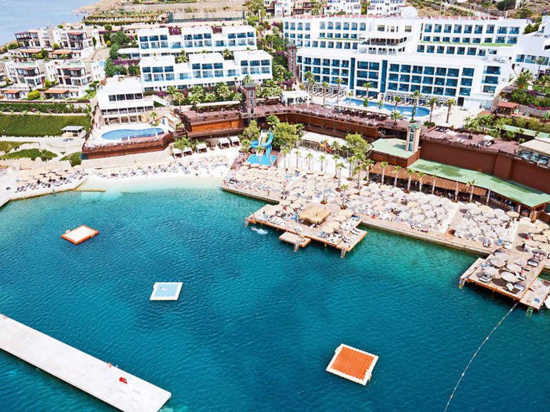 Delta Beach Resort