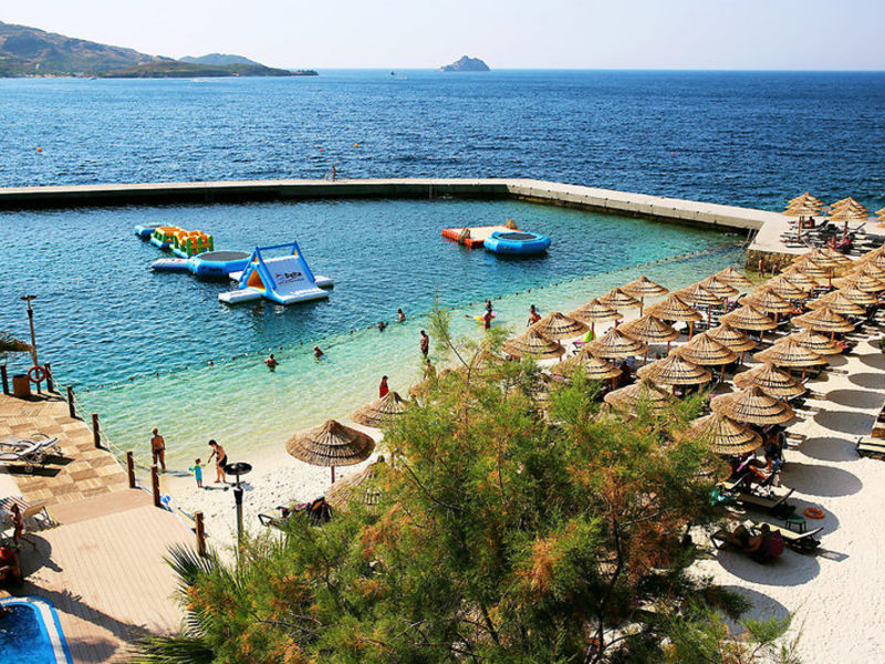 Delta Beach Resort