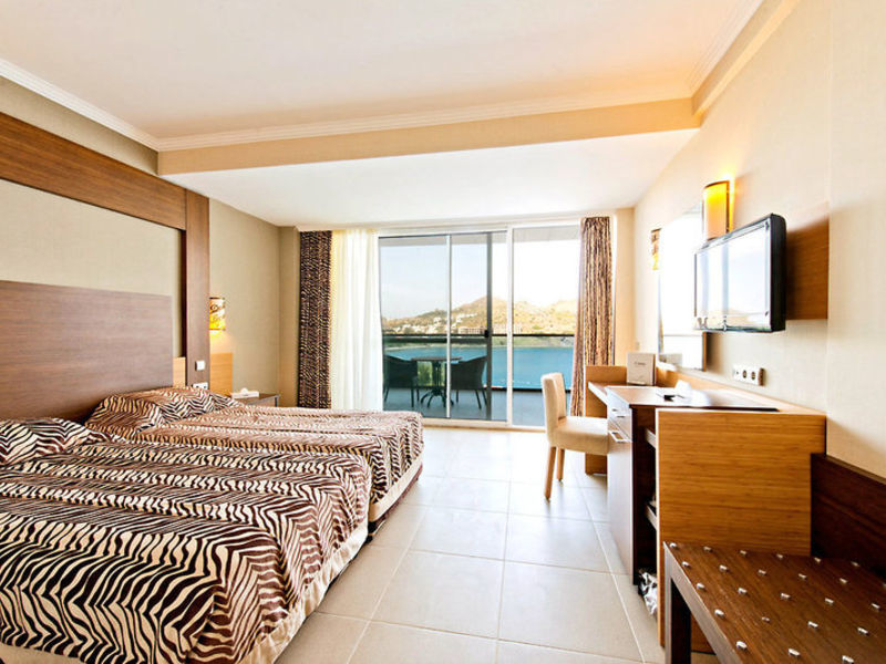 Delta Beach Resort