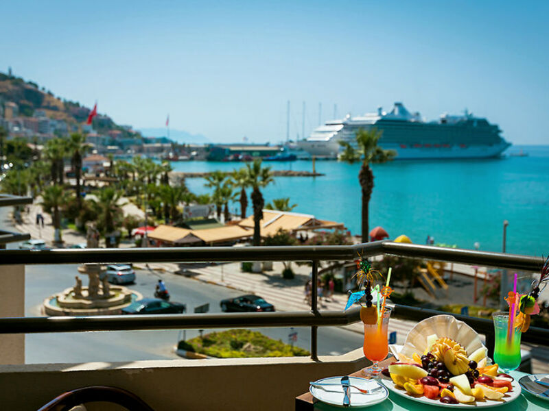 Derici Hotel