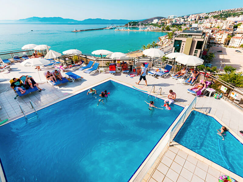 Derici Hotel
