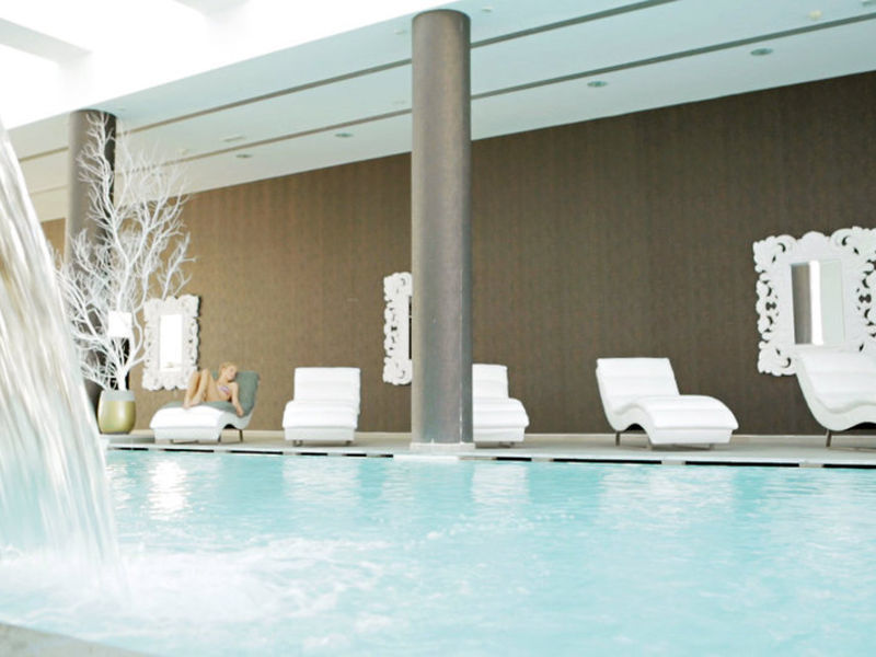 Diamond De Luxe Hotel
