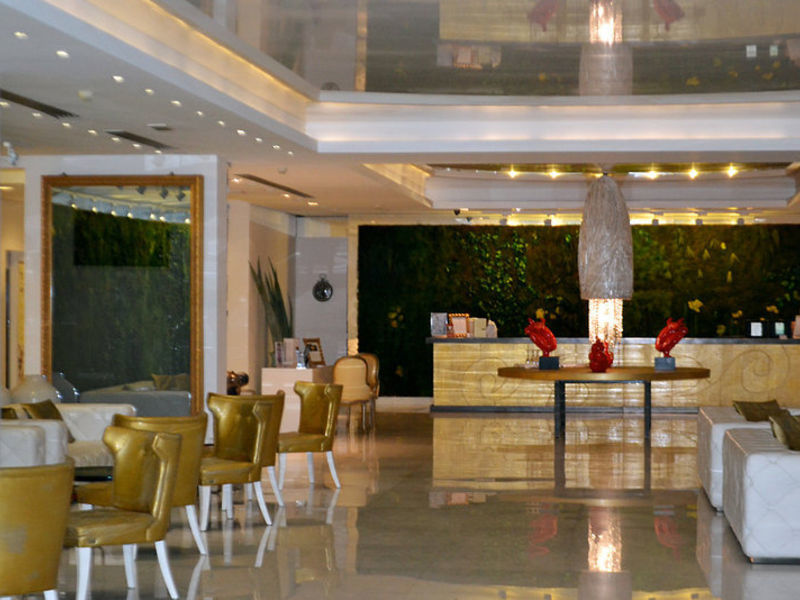 Diamond De Luxe Hotel