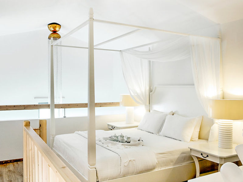 Diamond De Luxe Hotel