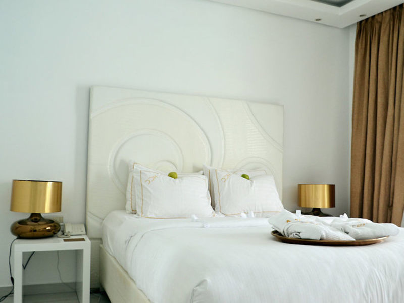 Diamond De Luxe Hotel