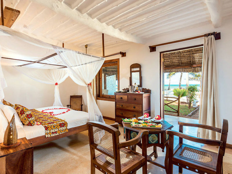 Diamonds Mapenzi Beach Club