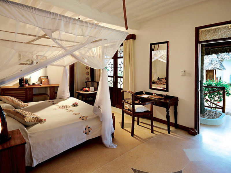 Diamonds Mapenzi Beach Club