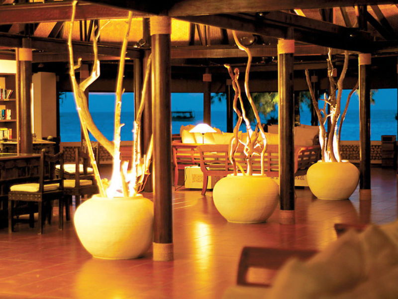 Diamonds Thudufushi